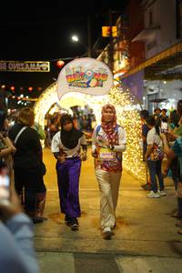 BIB: 50454
                            <button type="button" onclick="openModal(21831019)" class="btn btn-primary btn-sm float-right btn-popup" data-toggle="modal" data-target=".modal-high-quality">
                        <i class="fas fa-shopping-cart"></i> Add to Cart
                    </button>
                                            <button type="button" onclick="isThisMe(21831019, true)" class="btn btn-success btn-sm float-right btn-popup btn-isme hidden" data-toggle="tooltip" data-placement="bottom" title="นี่คือรูปของคุณใช่ไหม คลิกที่นี่เพื่อเอาเข้าอัลบั้ม">
                        <i class="fas fa-plus"></i> Add to album
                    </button>
                    <button type="button" onclick="isThisMe(21831019, false)" class="btn btn-warning btn-sm float-right btn-popup btn-isnotme hidden">
                        <i class="fas fa-ban"></i> Remove from album
                    </button>